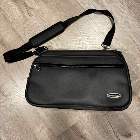 Eddie Bauer Black Messenger Bag with Sleek Professional Design✅ - Picture 1 of 3